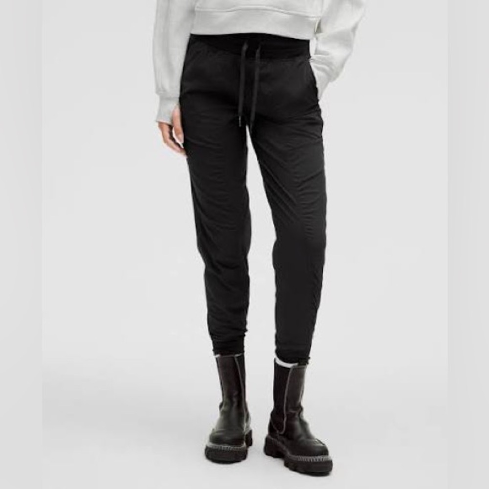 Lululemon dance studio pants midrise